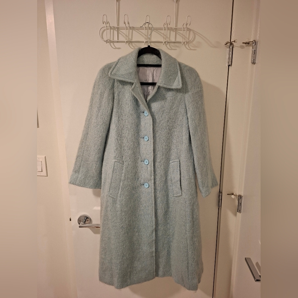 Auckie Sanft Elegant Baby Blue 100% Virgin Wool Women's Winter Coat (Size XS/S)